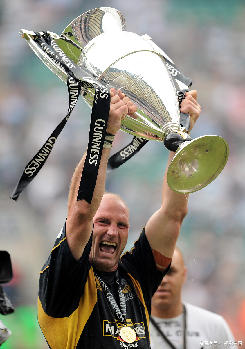 爱游戏体育-罗马主场大胜维罗纳，保持不败势头(罗马u19vs维罗纳u19比分预测)